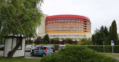Dług szpitala wobec pielęgniarek z tytułu zaległych wynagrodzeń wynosi 37 mln zł