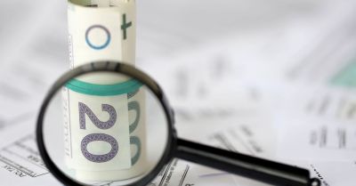 47 podejrzanych w śledztwie, w którym zarzuty usłyszał b. dziennikarz TVN Mateusz W.