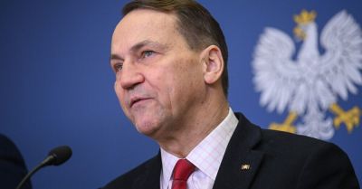 Sikorski pogratulował zwycięstwa partii TISZA i zaprosił przyszłą szefową dyplomacji Węgier do Warszawy